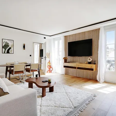 Apartman 13 - Beautiful L013 *